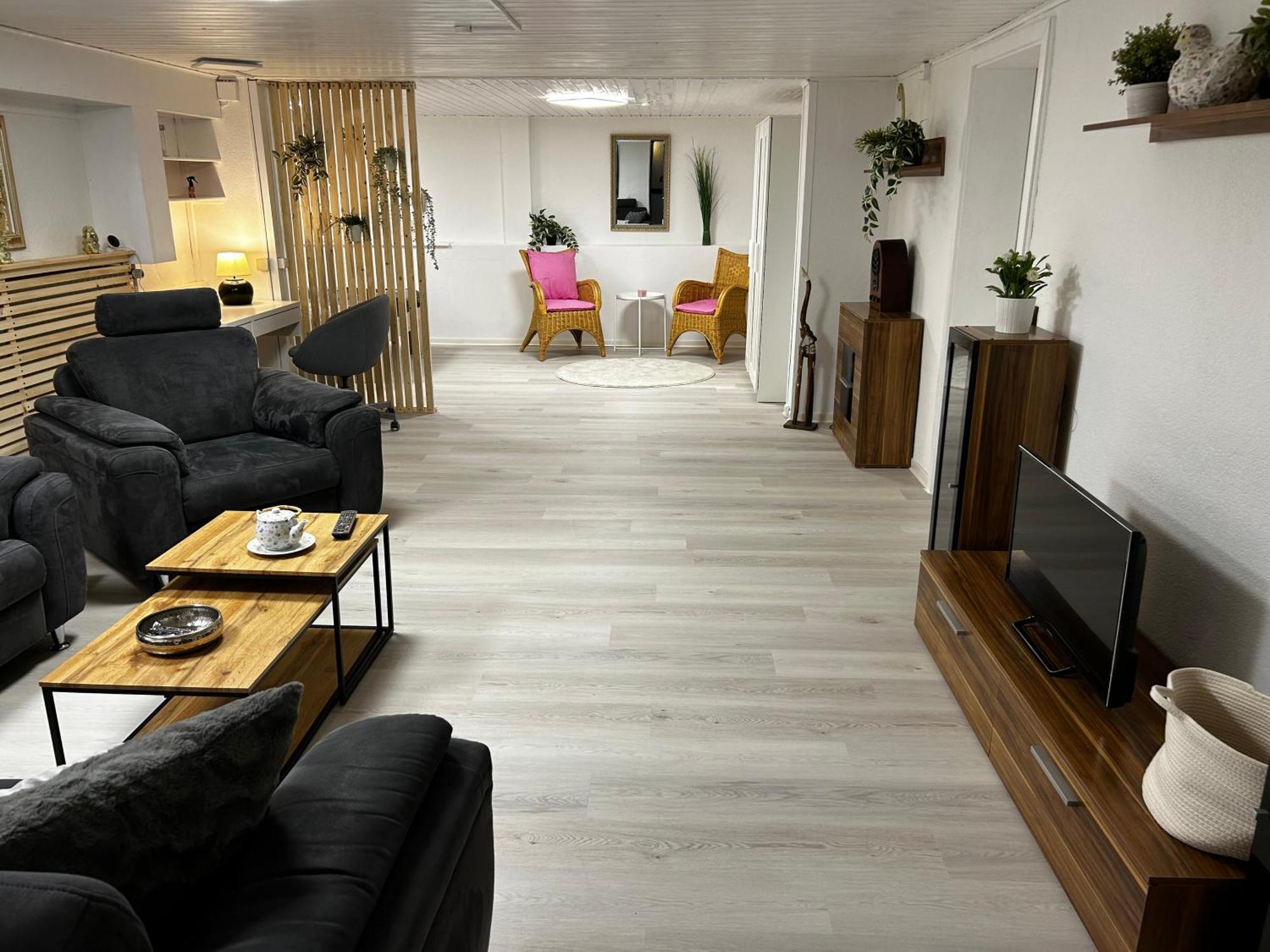 Guidos Place Souterrain Apartment Weissenthurm Exterior foto