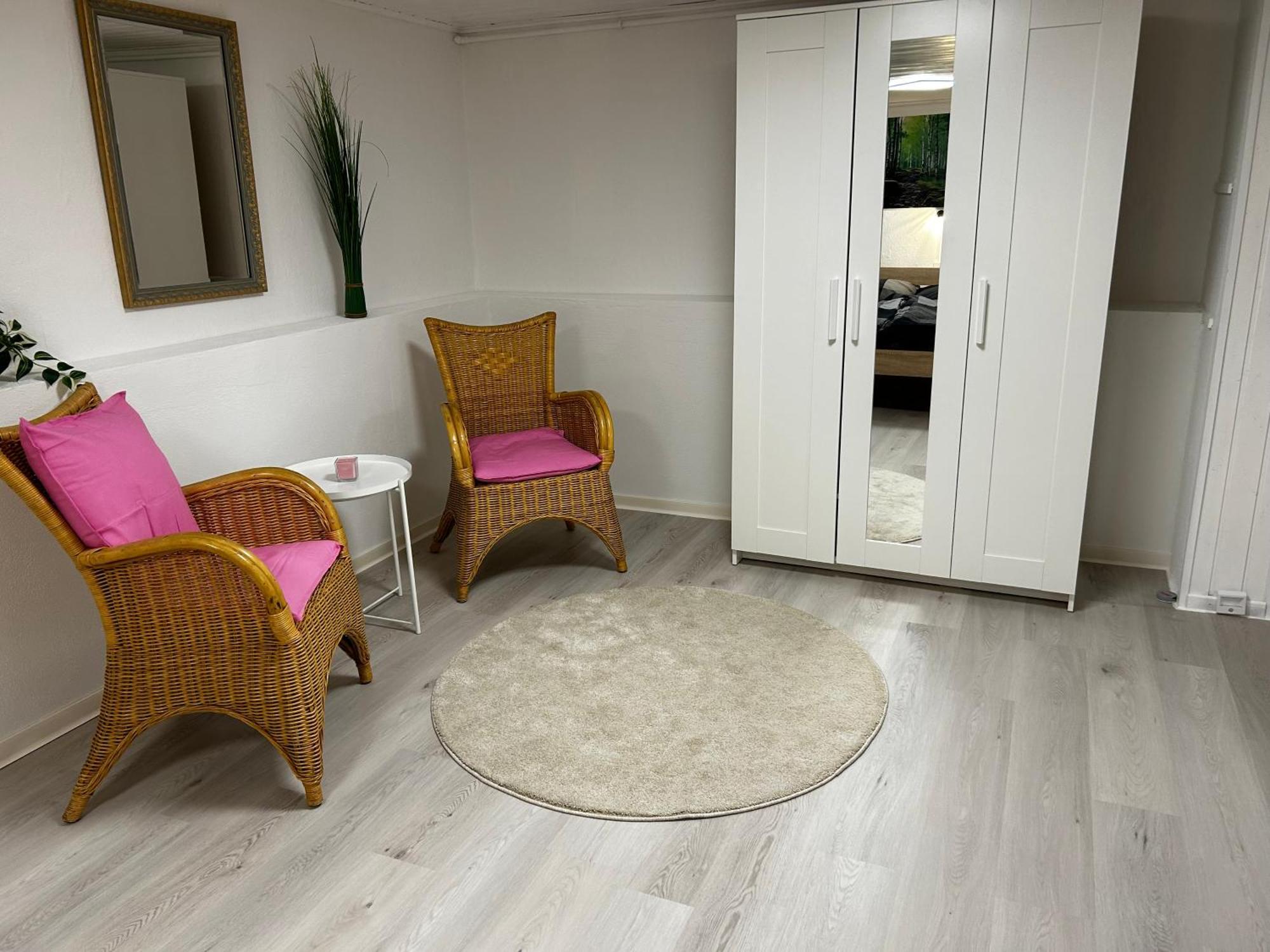 Guidos Place Souterrain Apartment Weissenthurm Exterior foto